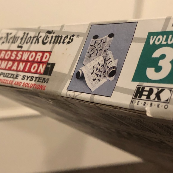 NEW YORK TIMES CROSSWORD COMPANION ROLL-A-PUZZLE SYSTEM & VOL 3 UNOPENED - Picture 7 of 14